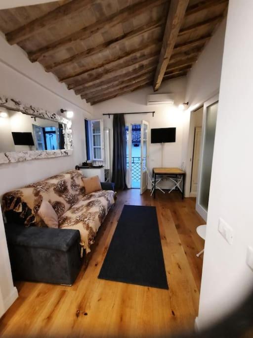 Appartamento Di Charme A Due Passi Dalla Stazione Florencia Exterior foto