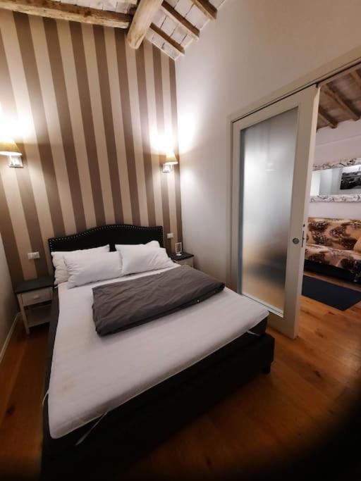 Appartamento Di Charme A Due Passi Dalla Stazione Florencia Exterior foto